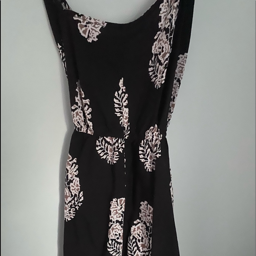 Never worn romper. - Picture 2 of 2